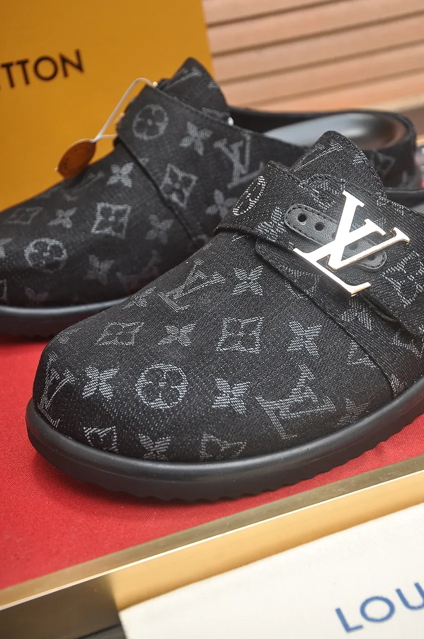Men's men's shoes 💰520💶[LOUIS VUITTON] (cowhide lining) new style 🍀LV Louis Vuitton * - top version of LV classic semi-slip trendy shoes! Made of imported original cow suede cowhide, with a first layer of comfortable cowhide lining inside! Original wear-resistant rubber outsole! High quality products! Code number 38-45 (45 customized)